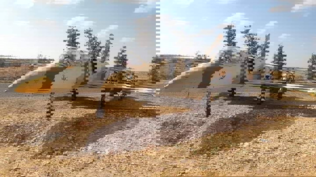 "الدفاع التونسية": نحقق بهبوط مقاتلة ليبية اضطراريًّا على أراضينا (فيديو وصور)