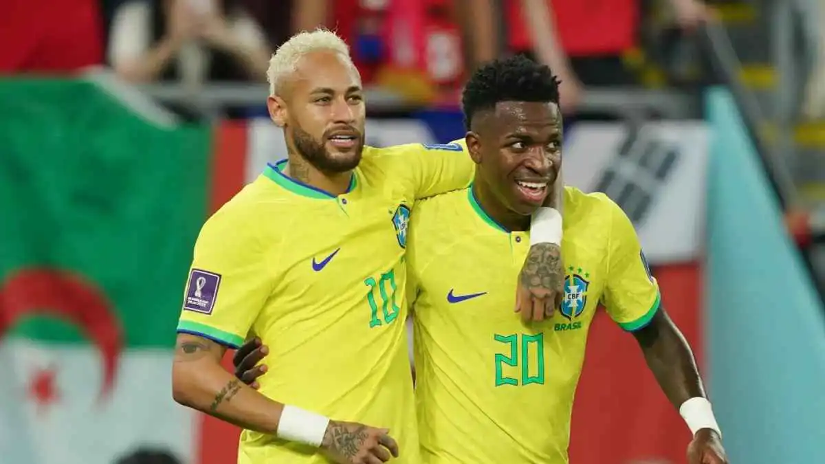 لا ترحل عن ريال مدريد.. نيمار يوجه نصيحة مهمة إلى فينيسيوس جونيور