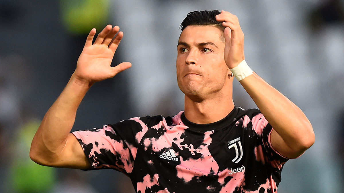 تشكيلة مباراة يوفنتوس ونابولي الرسمية في الدوري الإيطالي