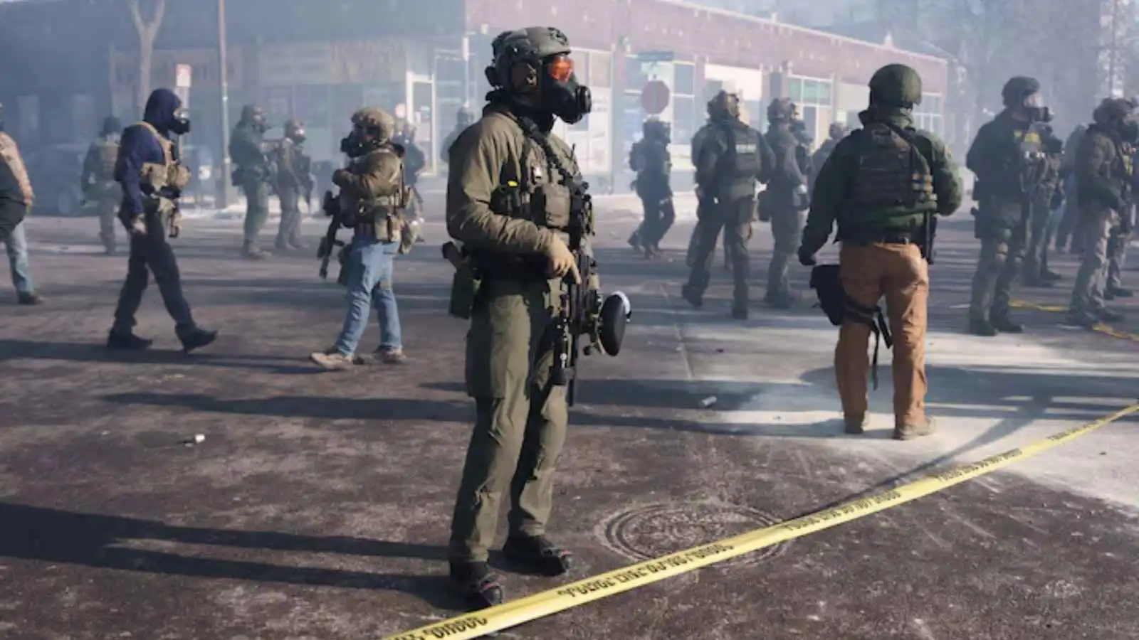 ترامب يخفض تمويل كاميرات الجسم الخاصة بوكالة إنفاذ قوانين الهجرة