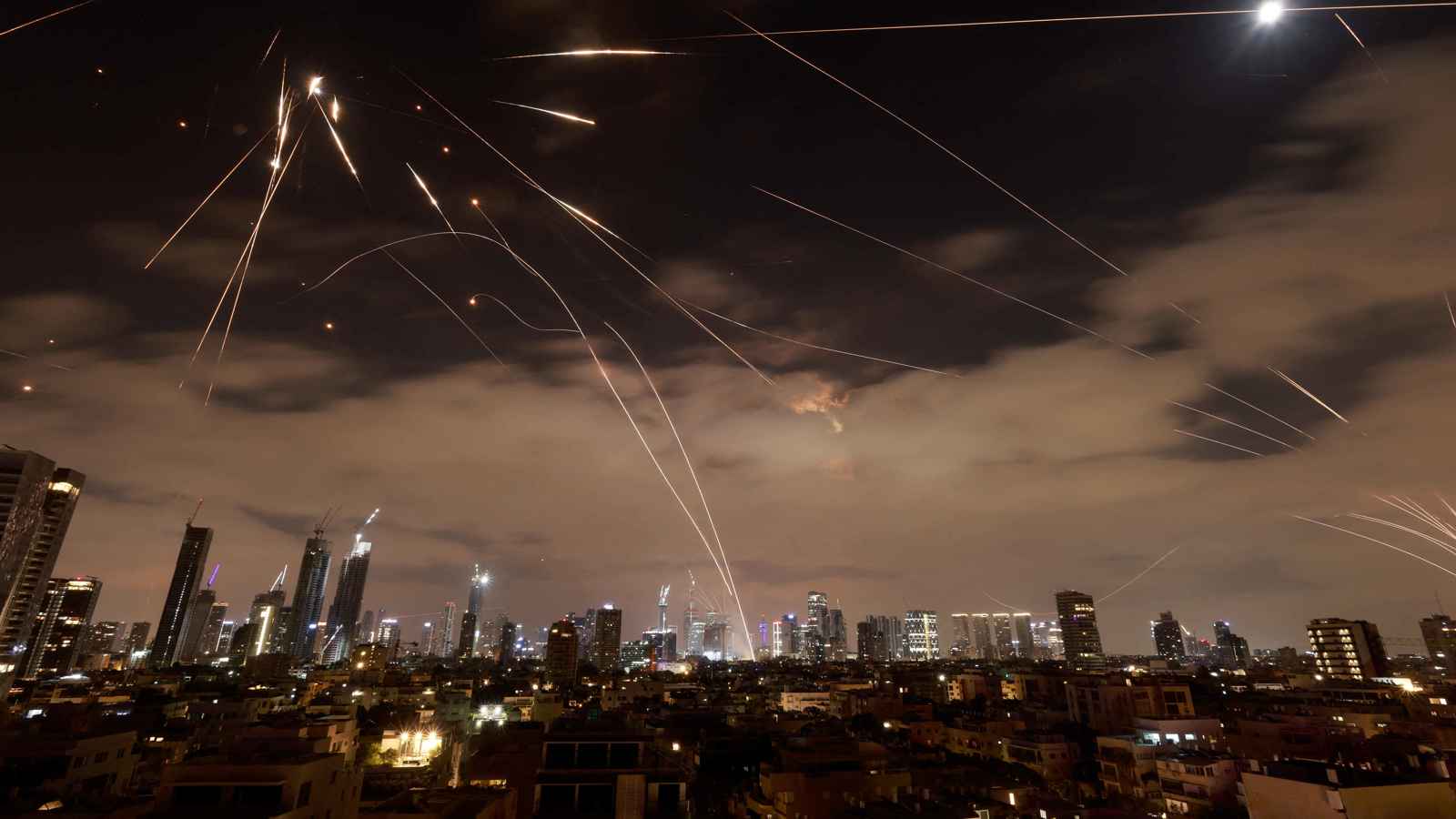 التلغراف: إيران ضربت 5 قواعد عسكرية إسرائيلية خلال الحرب