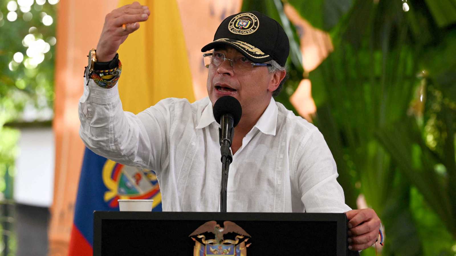 بضغط أمريكي.. بيترو يحيل الأمازون ساحة حرب دموية ضد الجماعات المسلحة