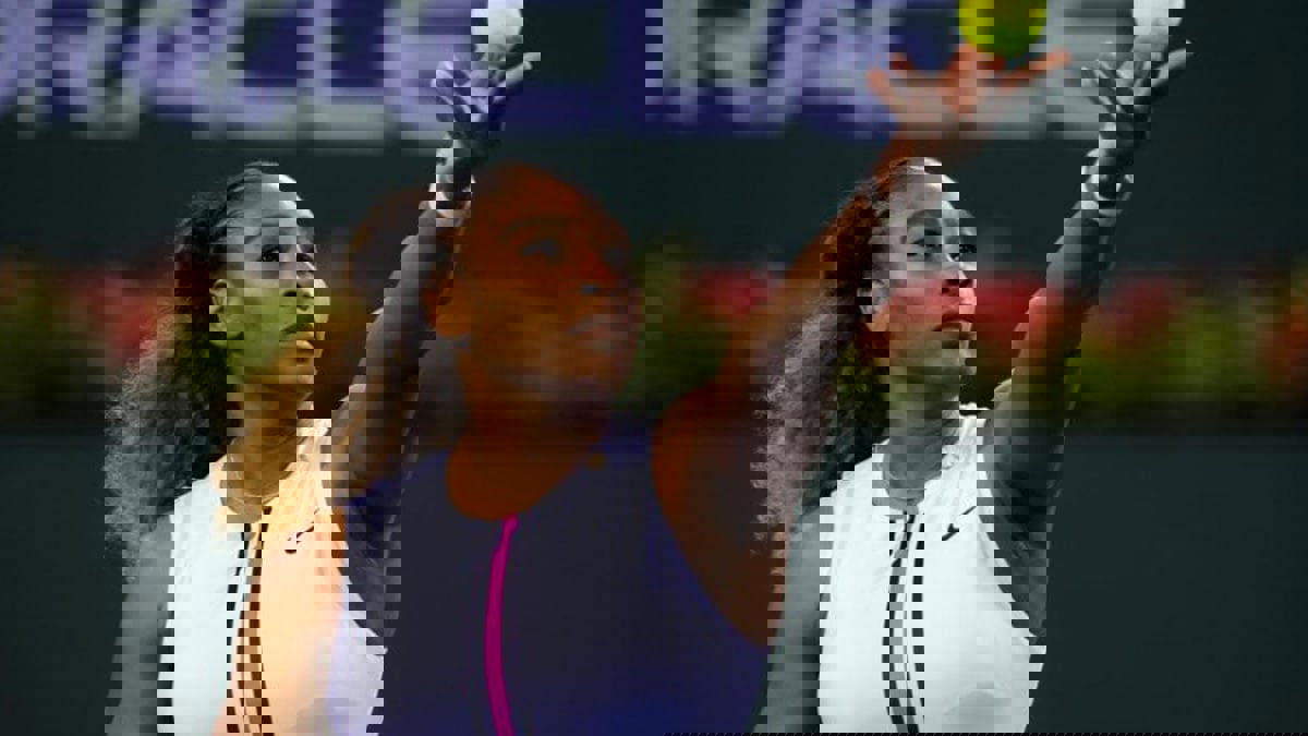 سيرينا ويليامز تنسحب من ميامي المفتوحة للتنس بسبب إصابة في الركبة