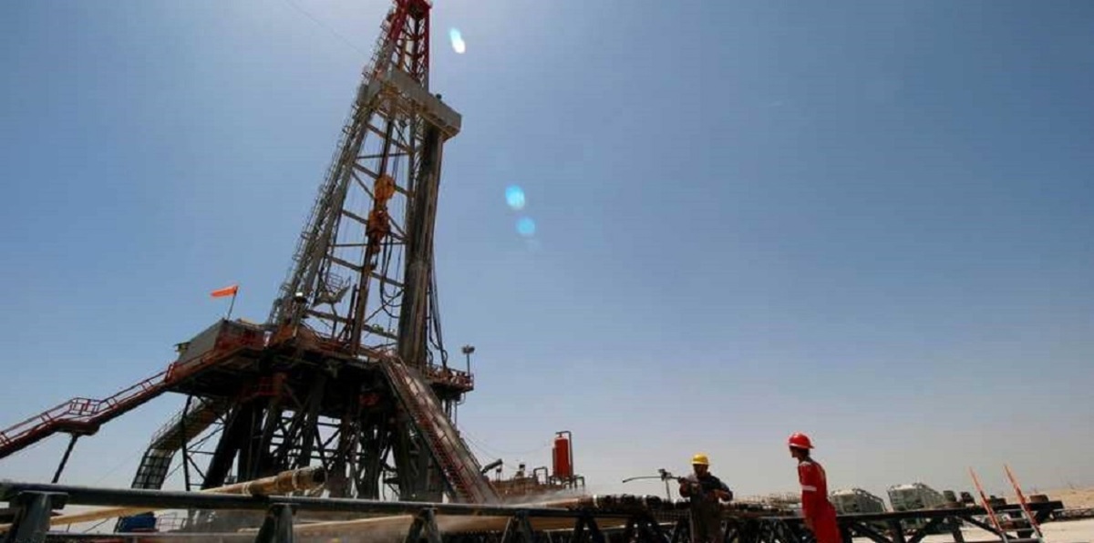 انخفاض أسعار خام برنت مع زيادة الإمدادات وتراجع أسواق الأسهم