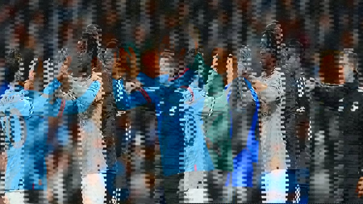 أكاديمية مانشستر سيتي تزدهر والهدف المركز الأول عالميًا 