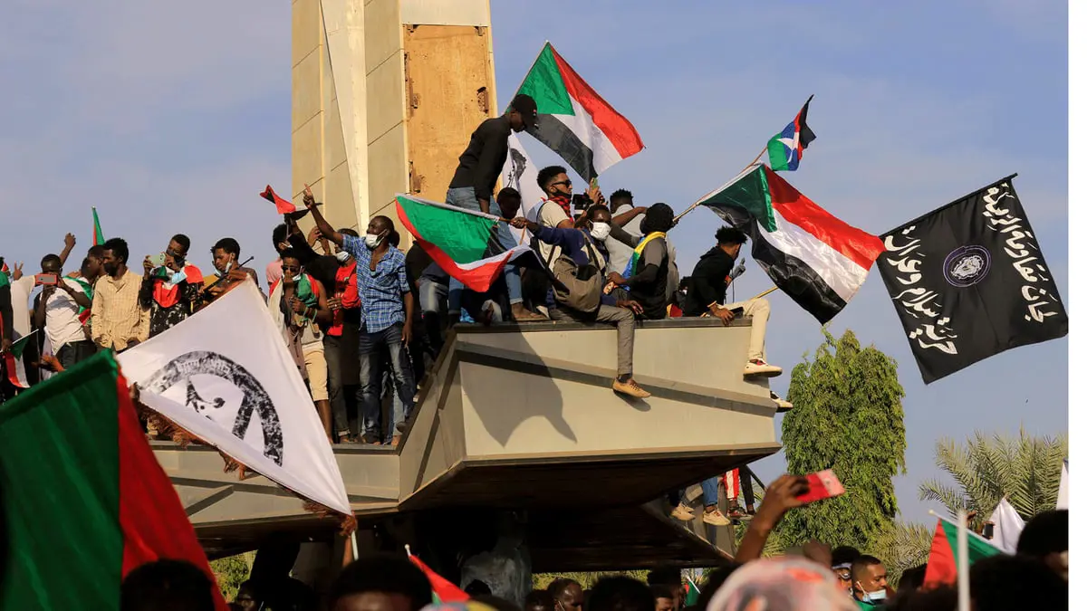 إطلاق الغاز المسيل للدموع على المحتجين في العاصمة السودانية الخرطوم