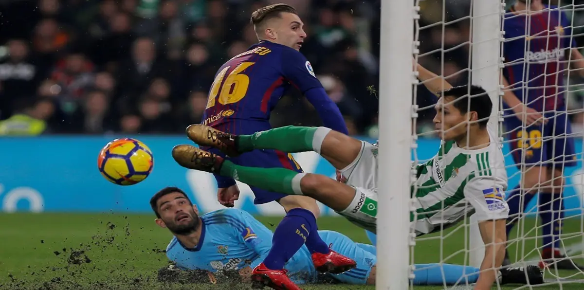 مهاجم نادي برشلونة ينتقل إلى الدوري الإنجليزي (صورة)