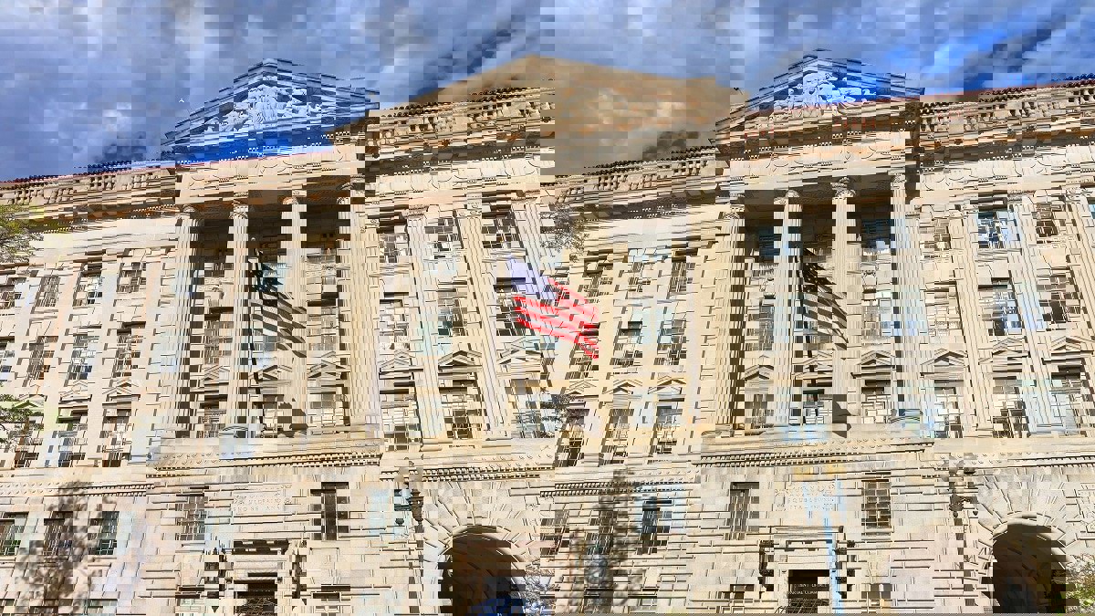 على خلفية قضية الإيغور.. واشنطن تفرض عقوبات جديدة على كيانات صينية