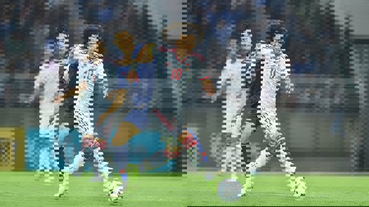 عموري يعود لتشكيلة منتخب الإمارات قبل مواجهة أستراليا الحاسمة