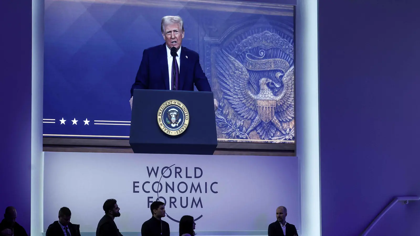 ترامب: أنجزت خلال أيام ما فشلت فيه إدارة بايدن طوال 4 سنوات