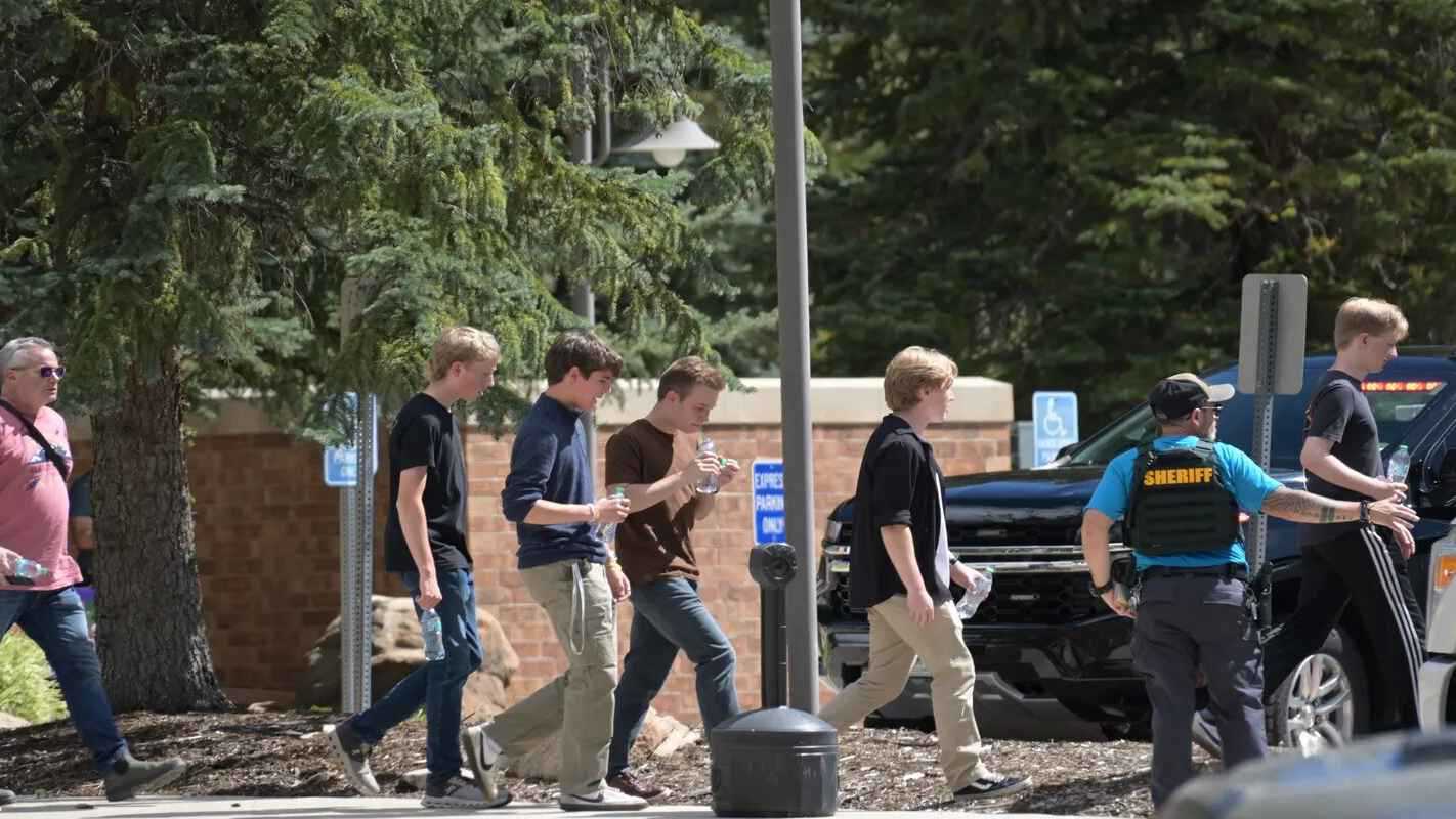 هجوم مسلح على مدرسة ثانوية بولاية كولورادو الأمريكية