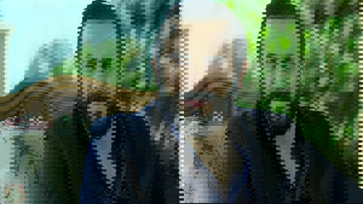 على قرع الطبول.. تشييع جثمان والد قصي خولي (فيديو وصور)