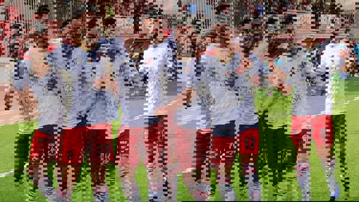 شباب بلوزداد يتخطى اتحاد بسكرة ويتوج بطلا للدوري الجزائري للمرة الثالثة تواليا