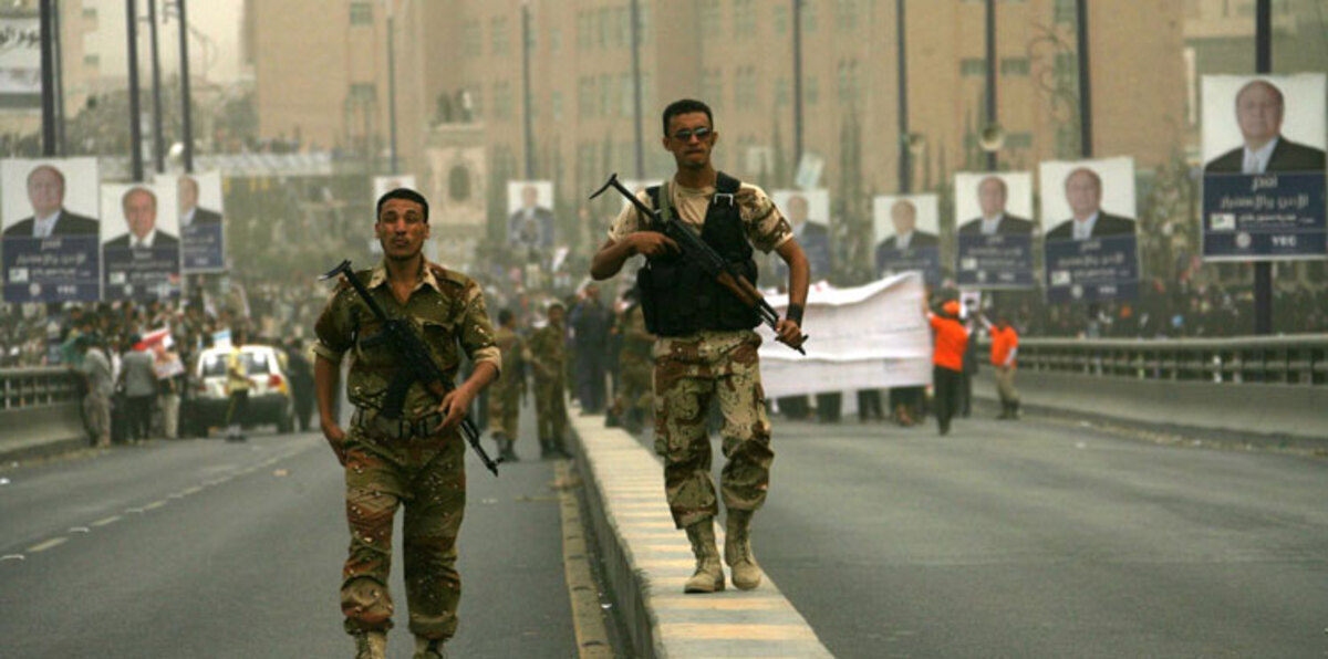 الجيش اليمني يكثف استعداداته لتحرير تعز