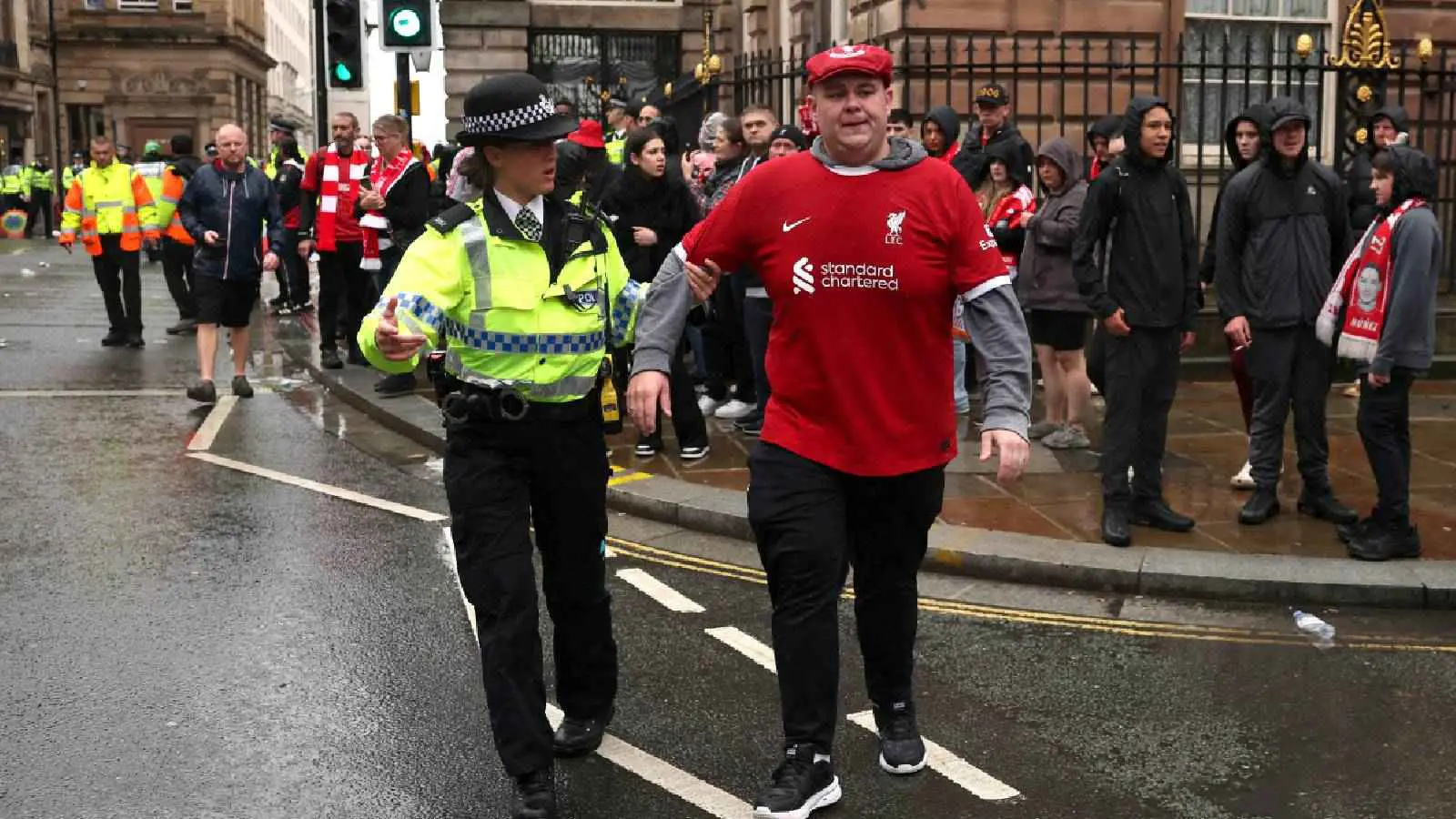 الشرطة البريطانية تقبض على المتهم في حادث "احتفالات ليفربول"