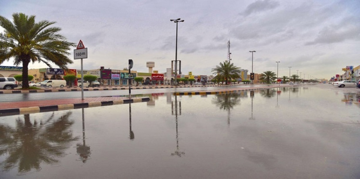 حالة من عدم الاستقرار الجوي تلف السعودية والإمارات وطقس معتدل في الكويت