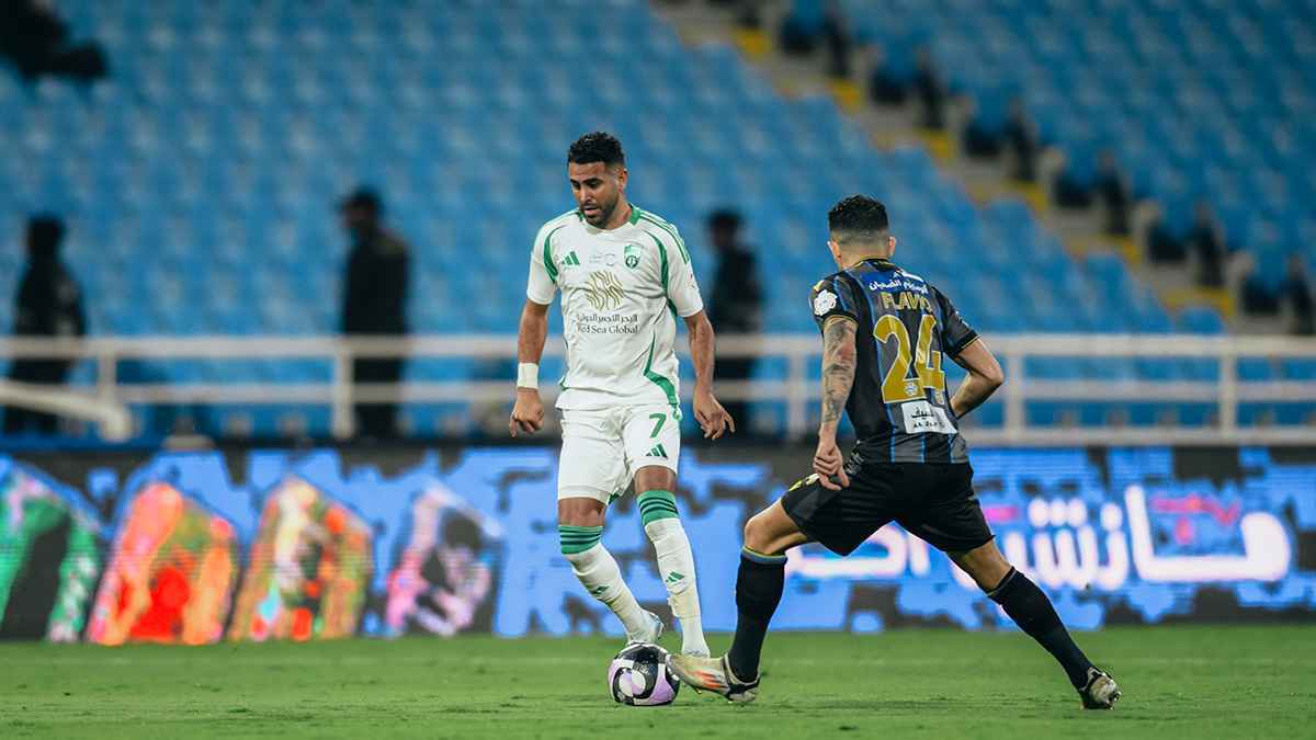 بشائر الشتوية.. الأهلي السعودي يفاوض صفقتين "من العيار الثقيل"