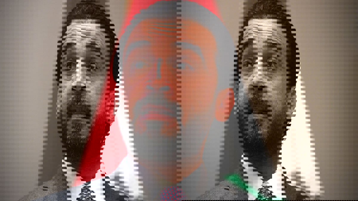 من طهران.. رئيس البرلمان العراقي يشدد على "احترام سيادة الدول"