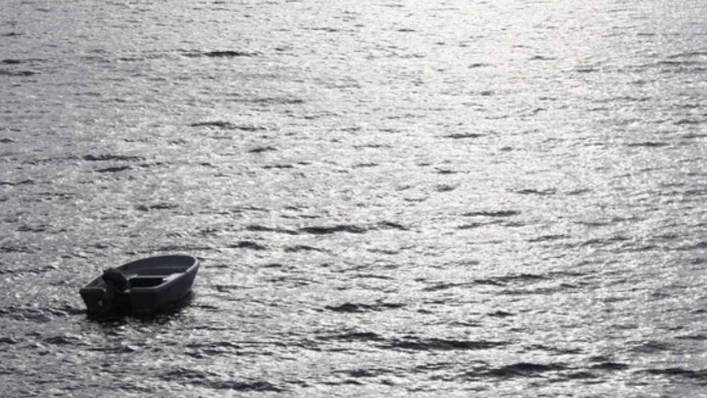 "لم يستسلم".. عودة صياد تاه 95 يوماً في المحيط الهادي