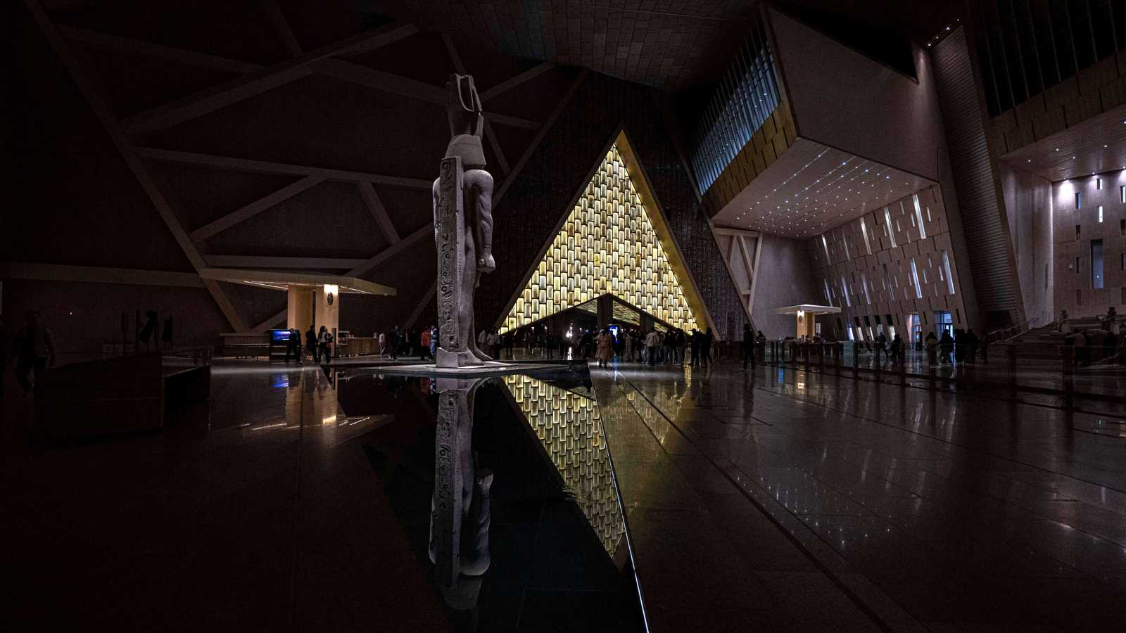 كنوز الفراعنة.. ما تود معرفته عن افتتاح المتحف المصري الكبير (فيديو إرم)