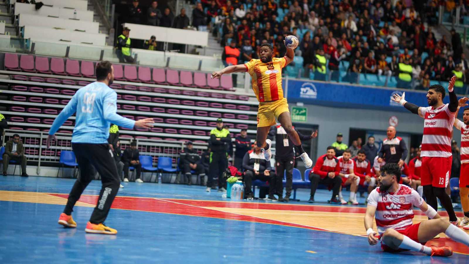 الترجي التونسي يحسم ديربي كرة اليد ضد الإفريقي وينفرد بالصدارة