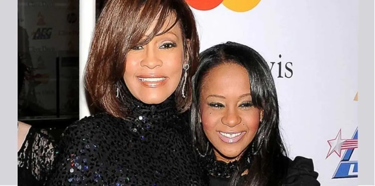 وفاة ابنة ويتني هيوستن عن 22 عاما‎