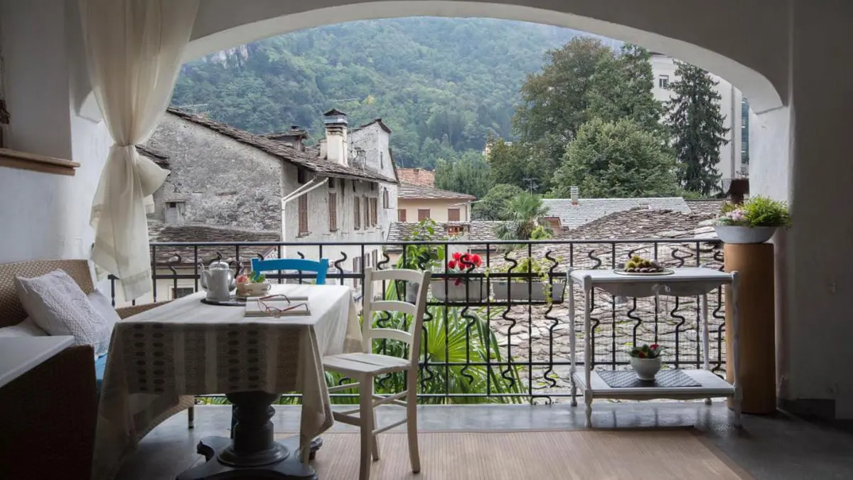 كيافينا الإيطالية.. كنز تاريخي وثقافي في جبال الألب 