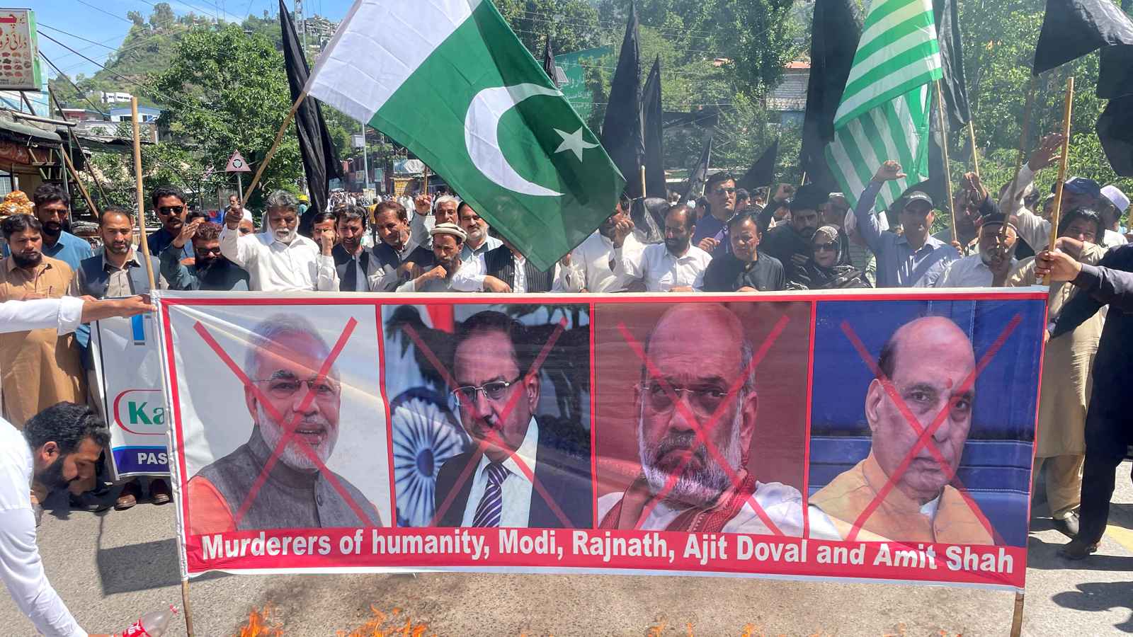 "على العالم أن يقلق".. باكستان تلوح بتصعيد نووي ضد الهند