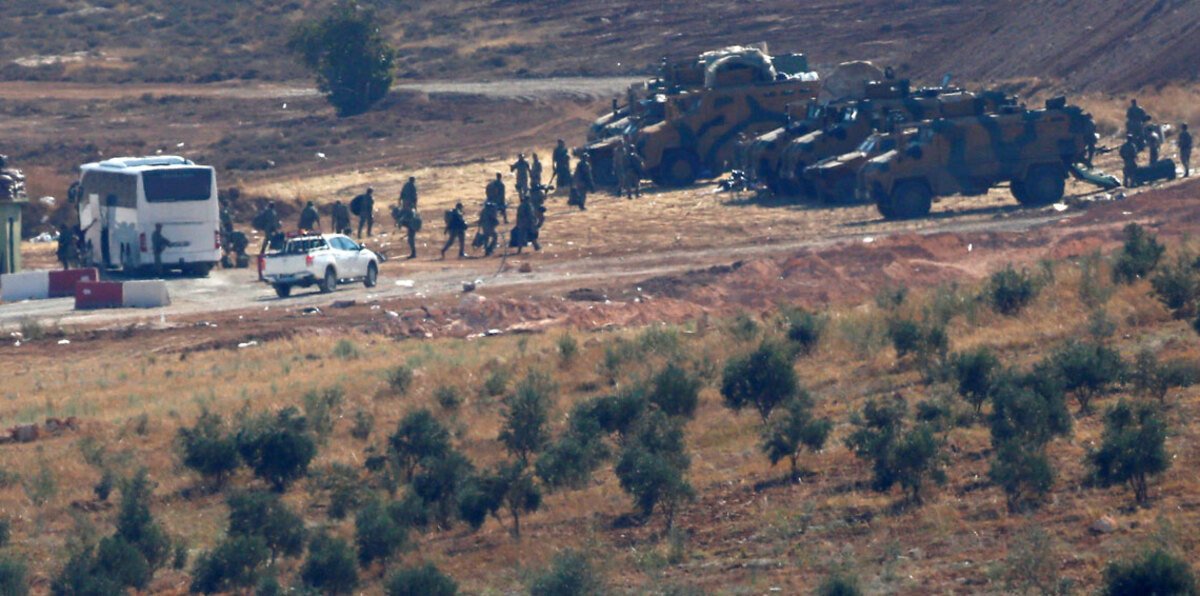 توغل الجيش التركي في إدلب.. سعي لتطويق الأكراد وكبح الضربات الجوية الروسية