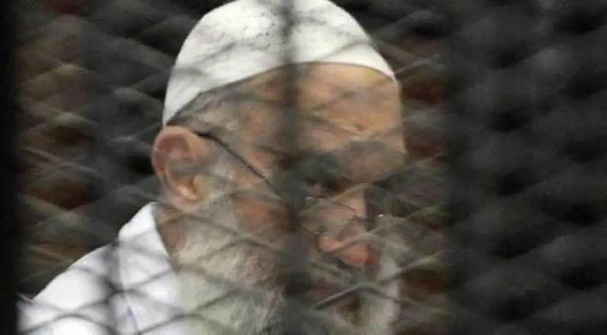 تأجيل محاكمة شقيق أيمن الظواهري و67 آخرين