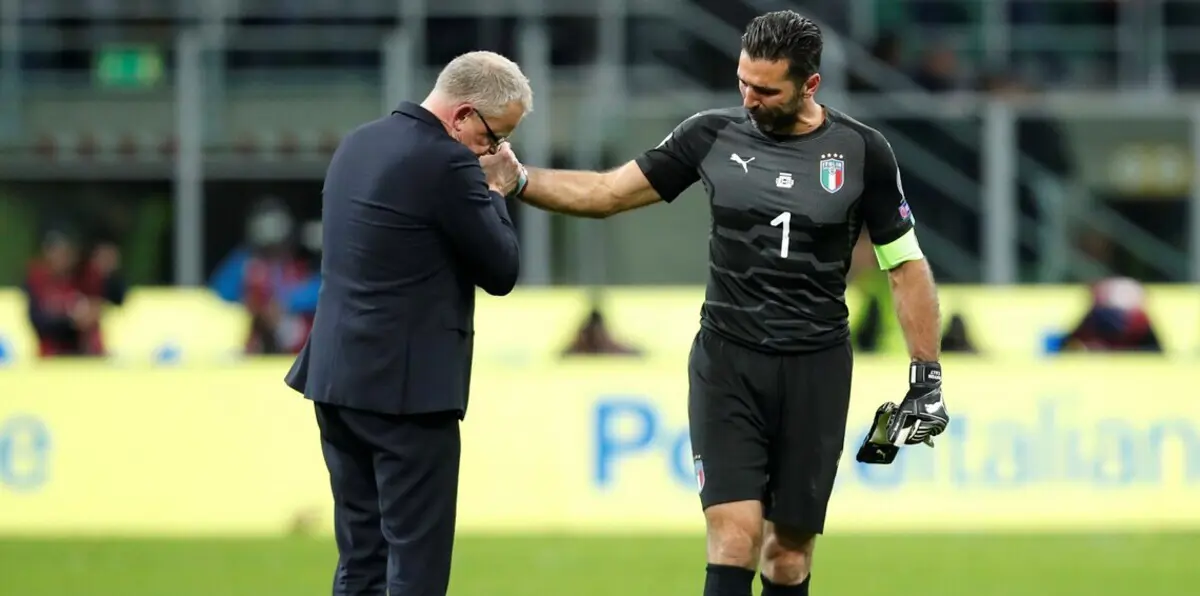 تصرف رائع من بوفون حارس إيطاليا أمام السويد (فيديو)