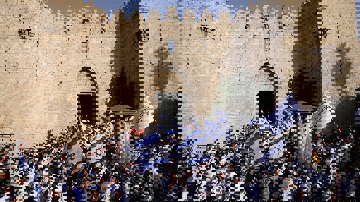 الرئاسة الفلسطينية تطالب أمريكا بتحمل مسؤولياتها إزاء "غزو الأقصى"