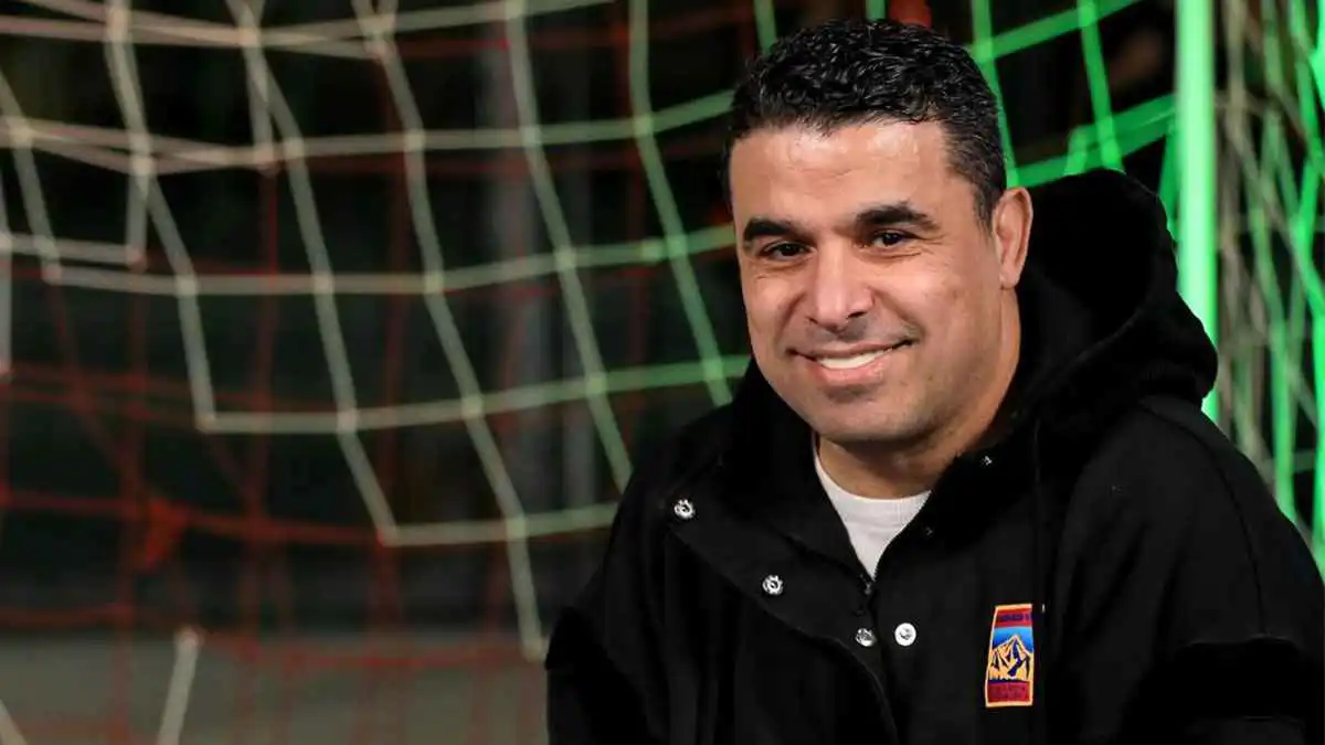 شيء مرتب في الخفاء.. تعليق ناري من الغندور حول استماع الأهلي لمحادثات الـVAR