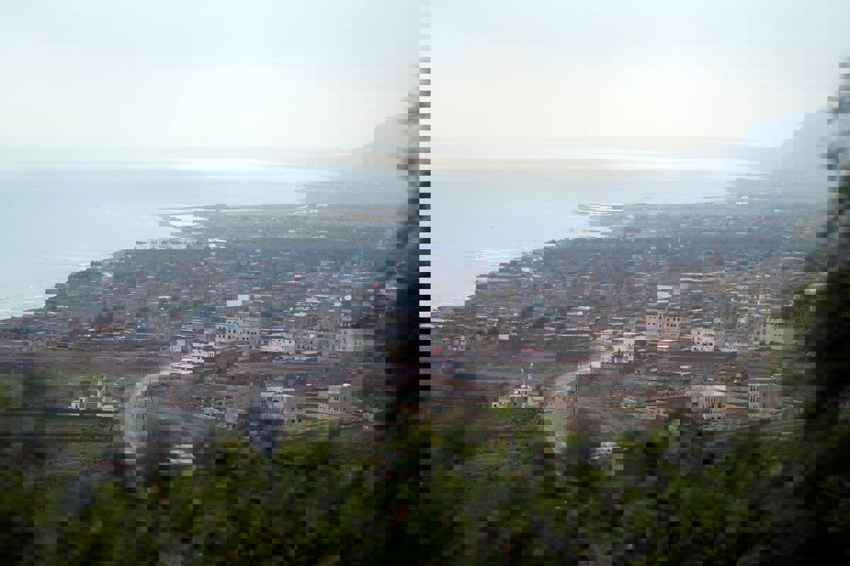 غرق سفينة هندية قبالة جزيرة سقطرى اليمنية
