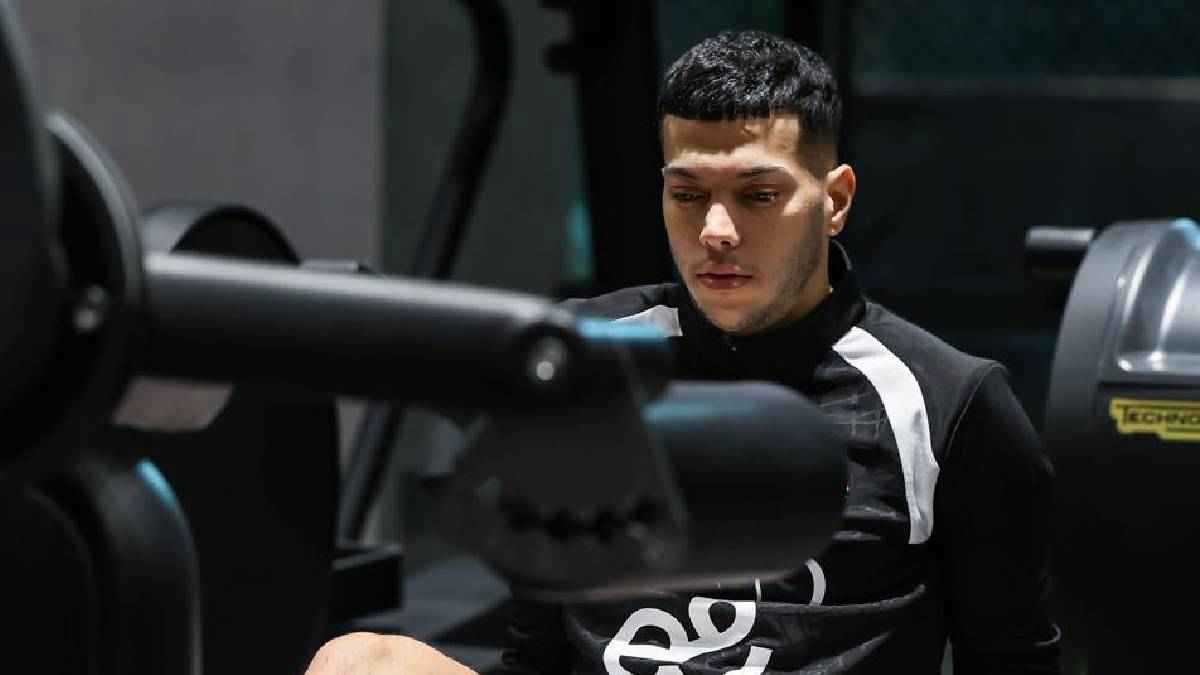 حلم ممدوح عباس.. 4 عقبات تمنع عودة إمام عاشور إلى الزمالك 