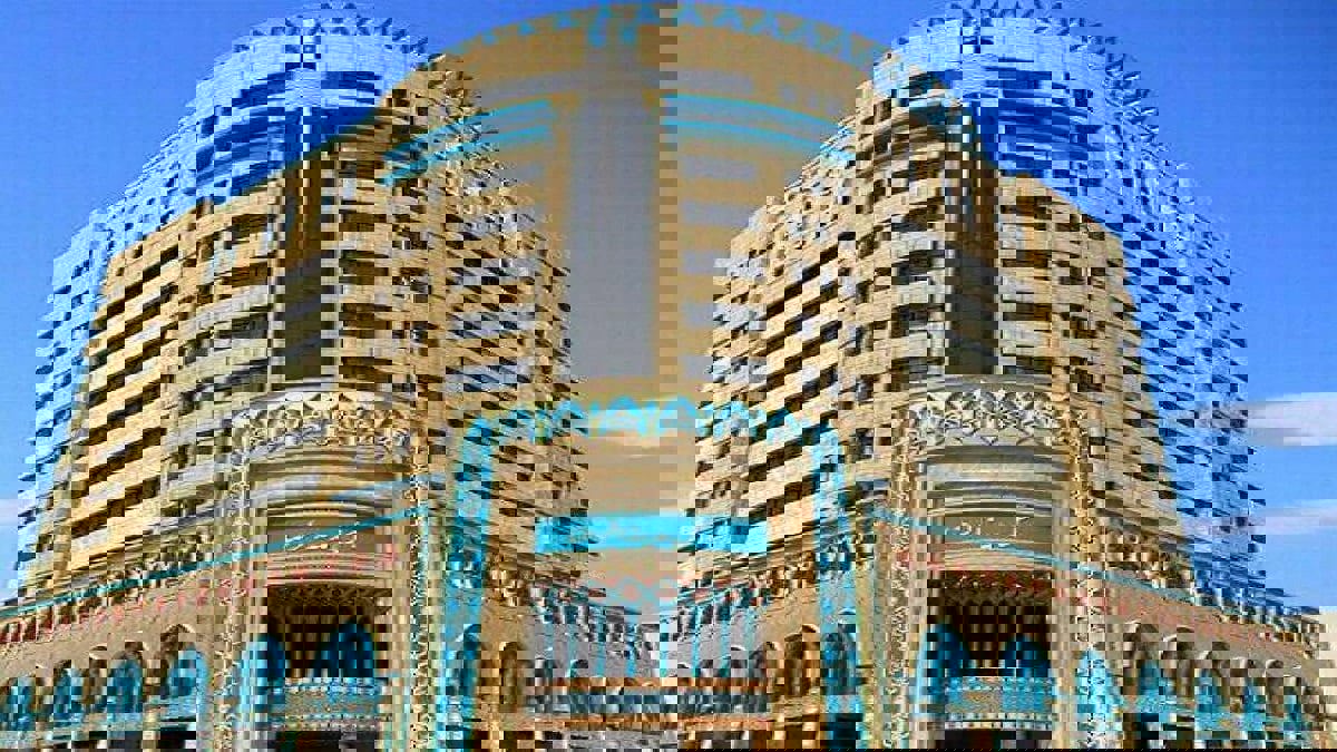 مسؤول إيراني: قطاع السياحة تكبد خسائر كبيرة في ظل تفشي كورونا