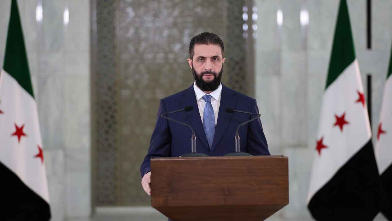 الشرع: قرار رفع العقوبات "تاريخي وشجاع" ولن نسمح بتقسيم سوريا