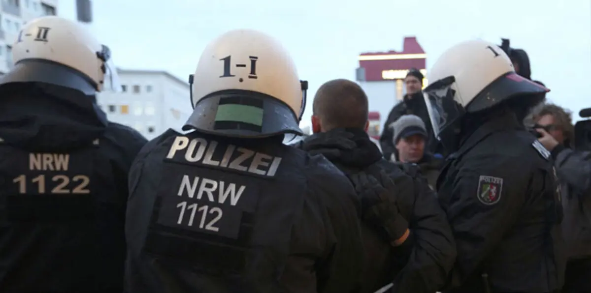 مسيرة مناهضة للمهاجرين في ألمانيا تتحول للعنف