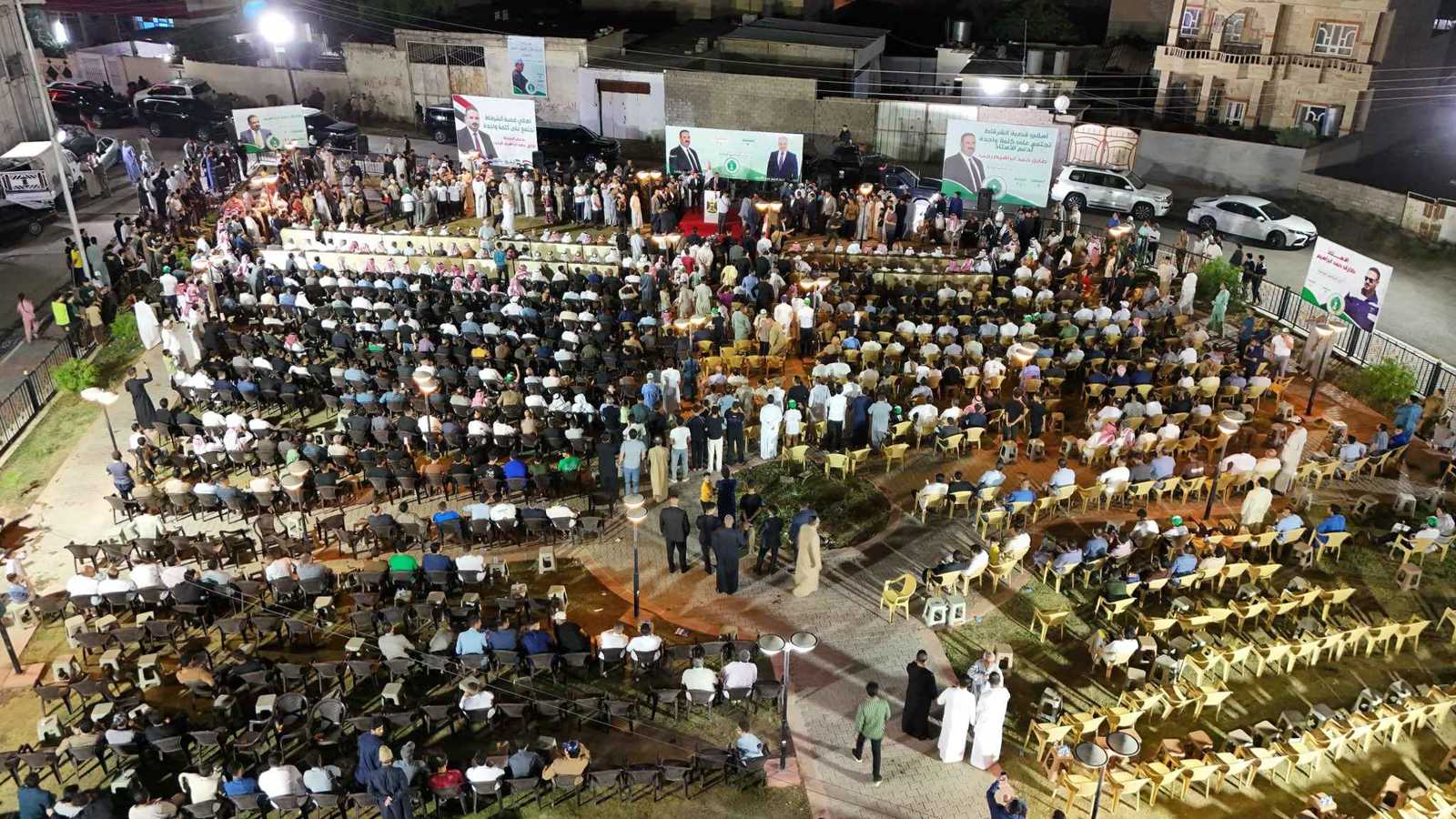 وسط رعب وفوضى.. مسلحون يقتحمون مهرجاناً انتخابياً في العراق (فيديو)