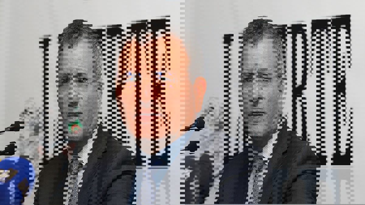 الأمن الجزائري يُوقف الجنرال علي غديري