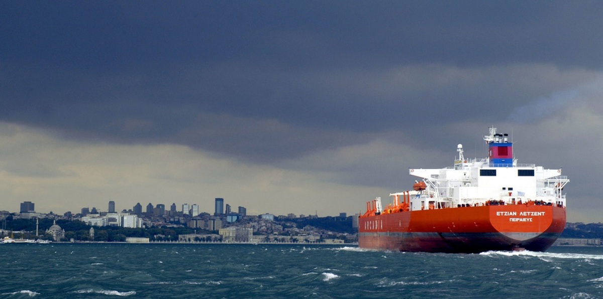 تعرّف على حصة تركيا من النفط الإيراني بعد الإعفاء