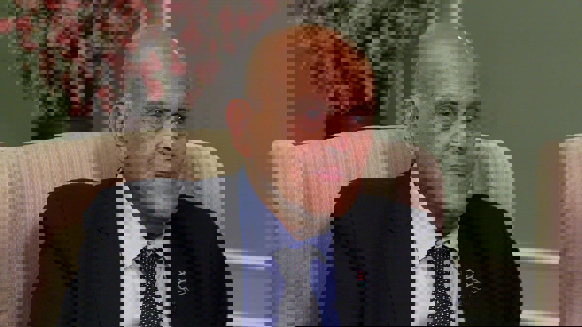 مصدر مقرب يعلّق على أنباء وفاة الجراح العالمي مجدي يعقوب