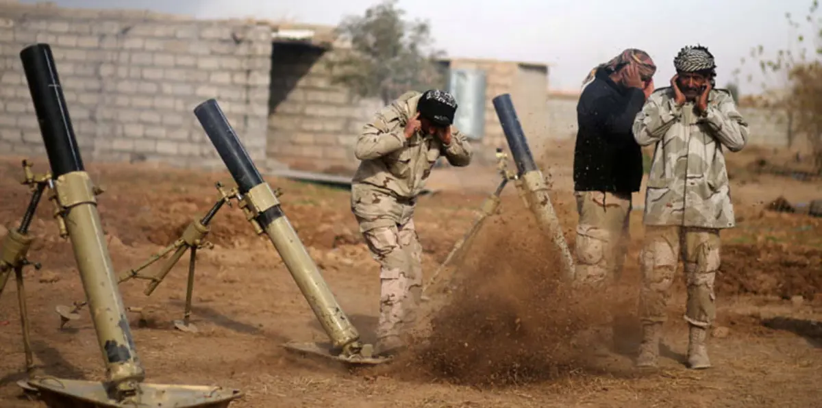 القوات العراقية تكثف قصفها غرب الموصل لفتح جبهة جديدة ضد داعش