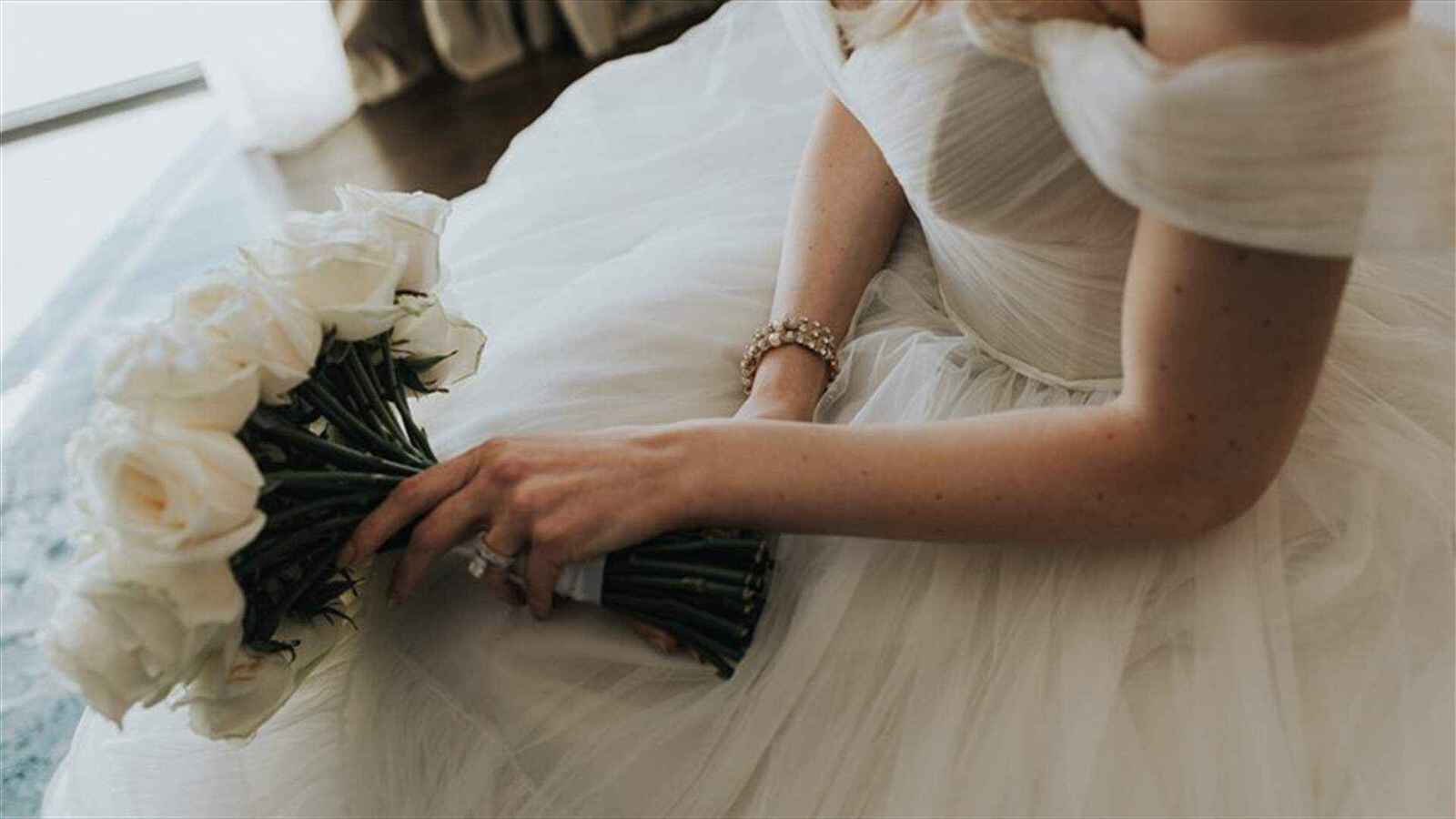 قذيفة تنهي أحلام عروس ليبية قبيل زفافها