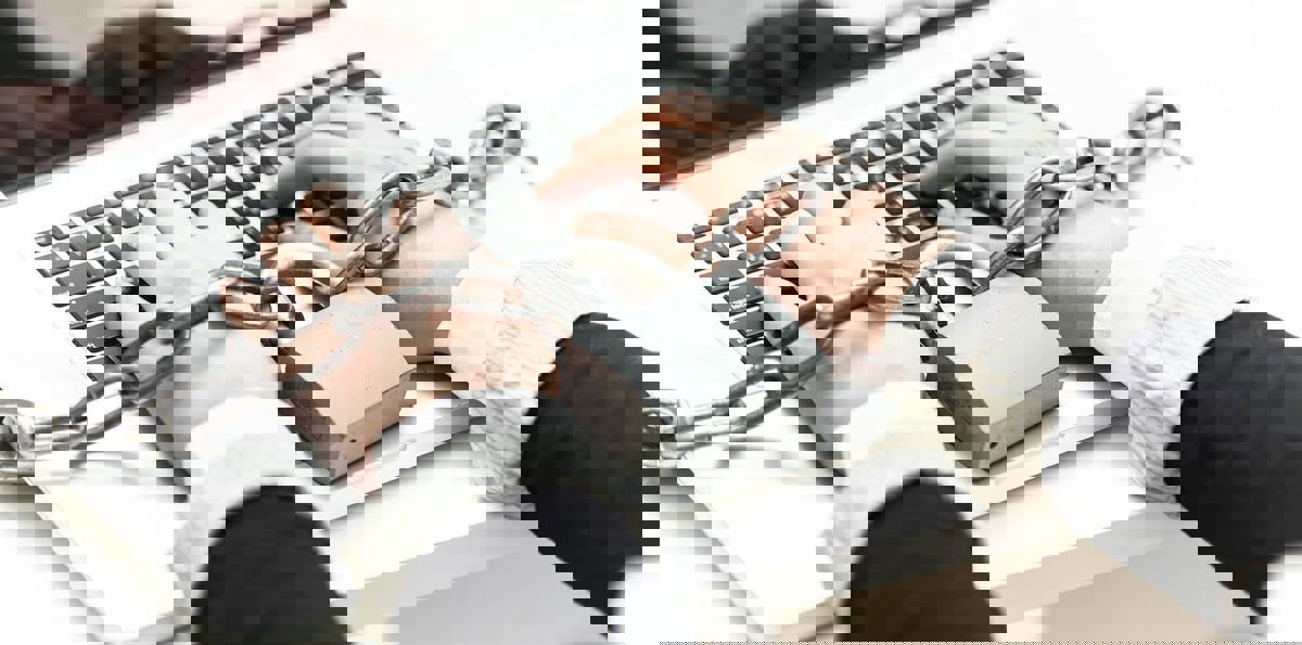 بعد قانون الجرائم الإلكترونية.. المخاوف تتزايد بشأن تقييد الإنترنت في مصر