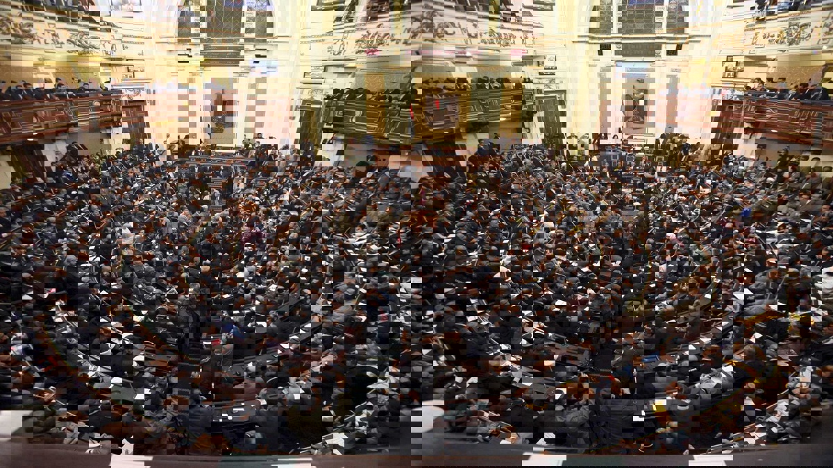 في تطور جديد بشأن التعديلات الدستورية.. البرلمان المصري يحسم جدل "حكم السيسي"