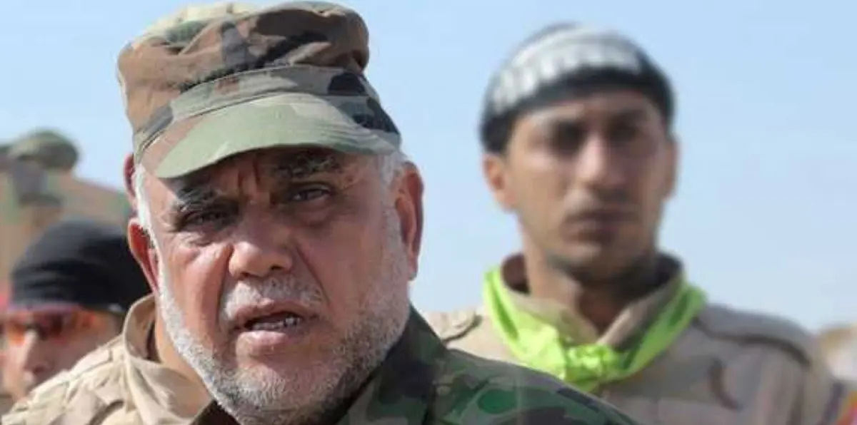 صور هادي العامري داخل أكياس تحوي مبالغ طائلة مهرّبة من إيران