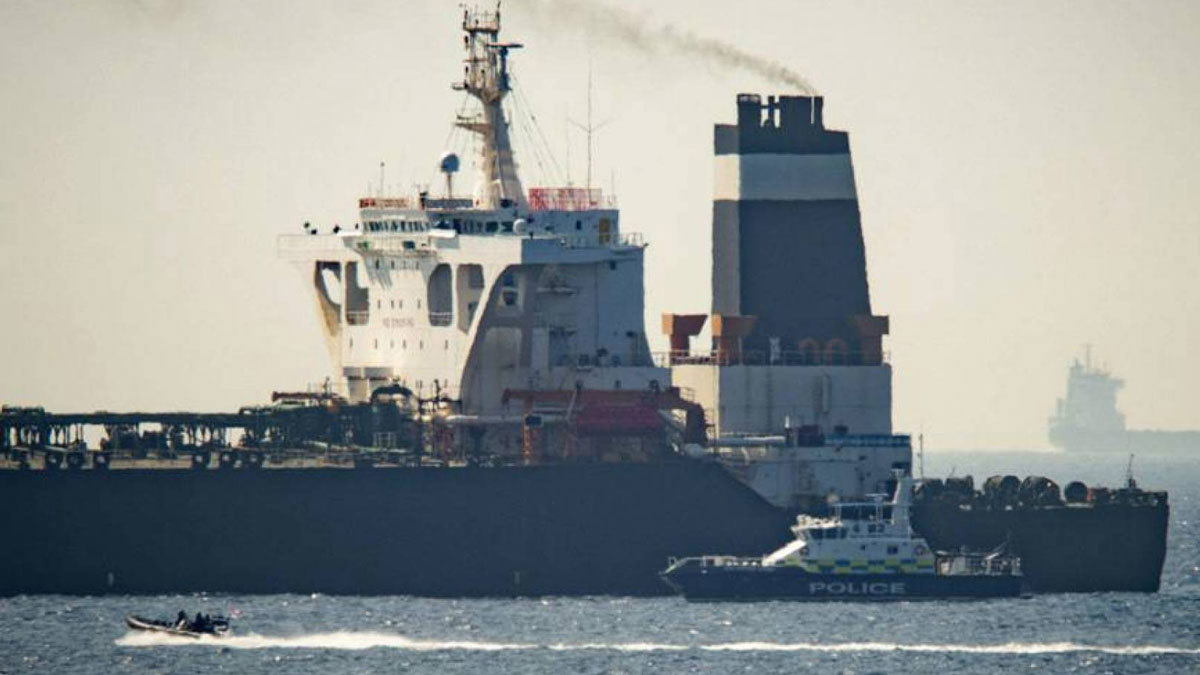 طهران تطالب لندن بالإفراج الفوري عن ناقلة النفط المحتجزة في جبل طارق