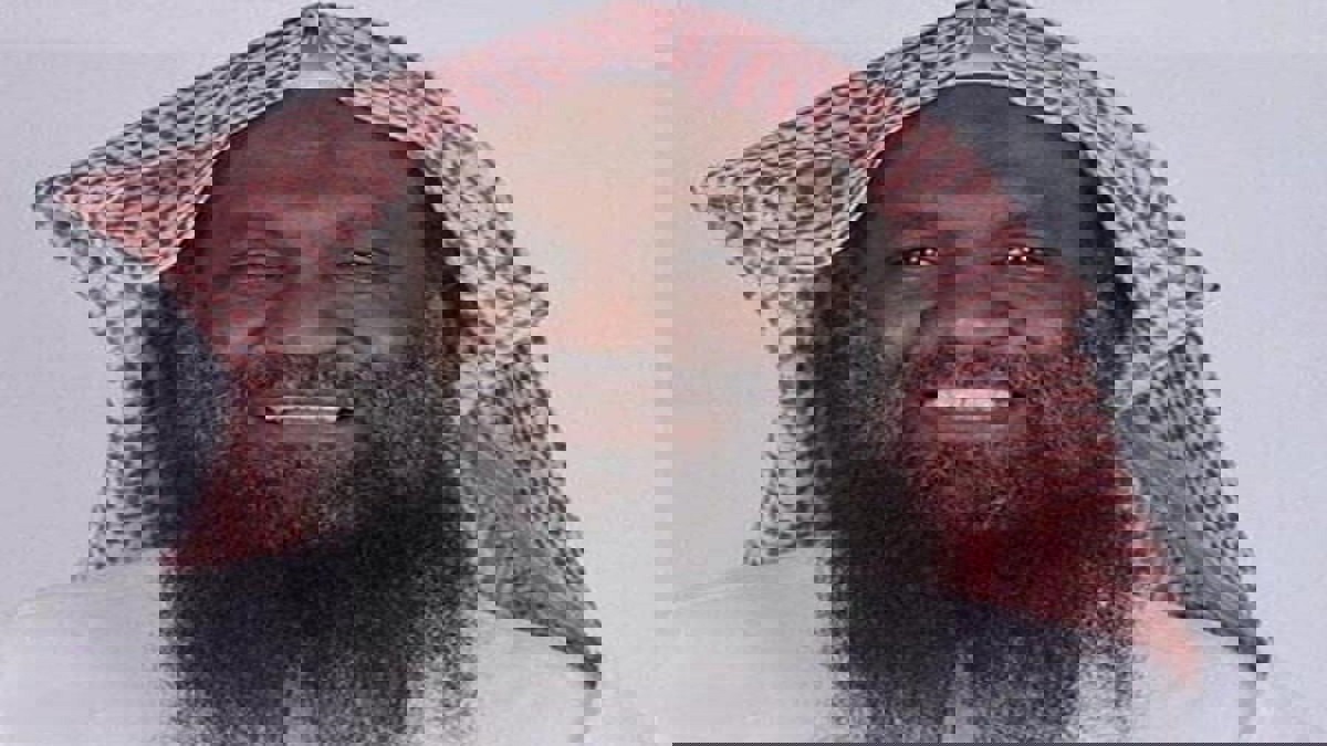 سعودي يعلق على سؤاله للكلباني عن الرقص والتصفيق بالحفلات