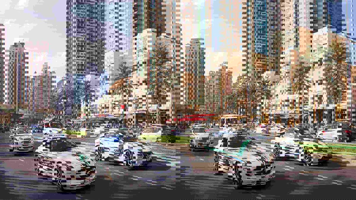 صحيفة: الإمارات تجمد أصول عصابة كيناهان لتهريب المخدرات